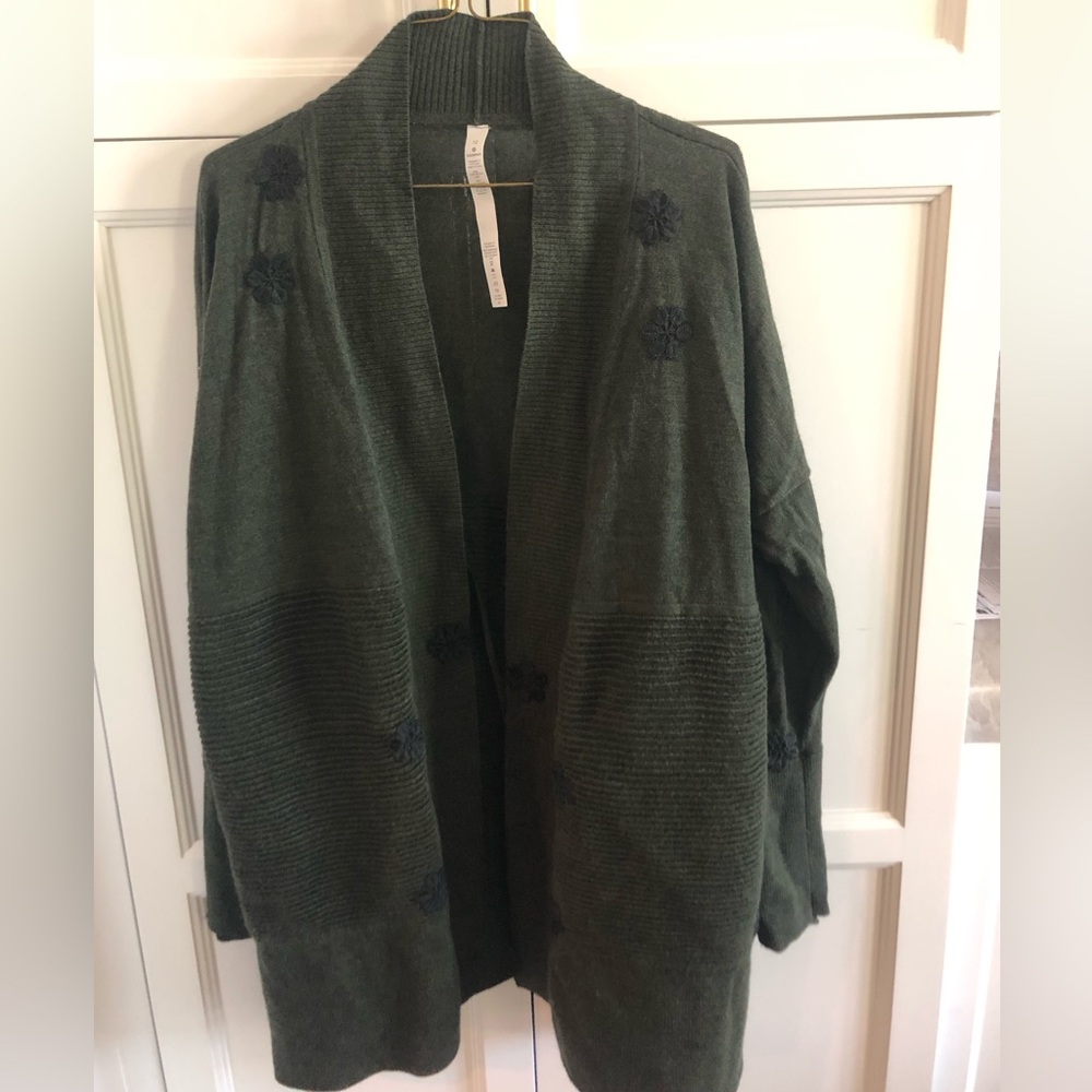 lululemon athletica Olive Green Open-Front cardigan